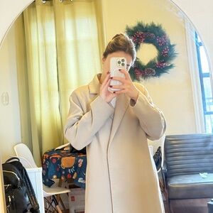Cream oversized wool coat⭐️
